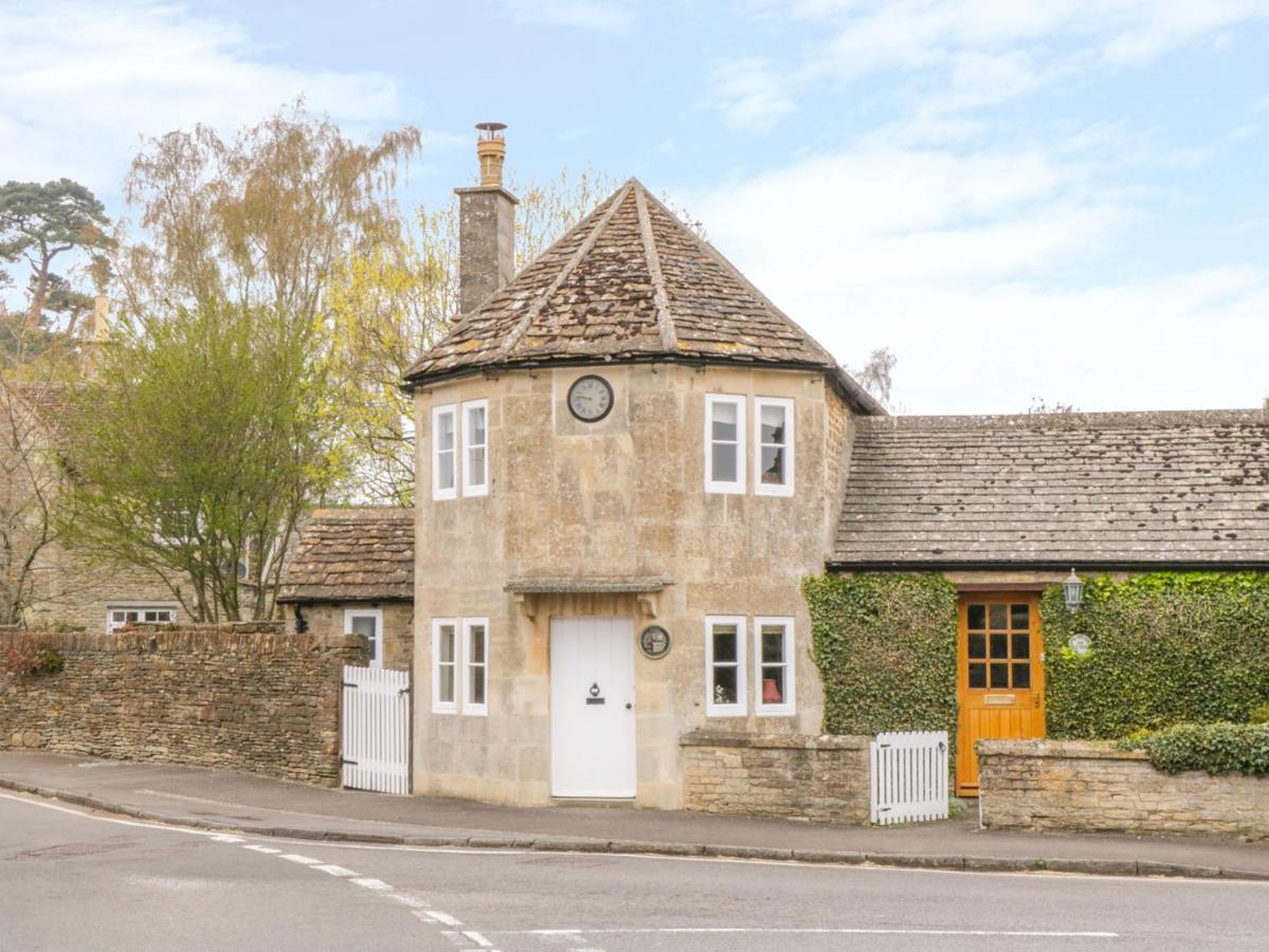 Pike Cottage Acton Turville Exterior photo